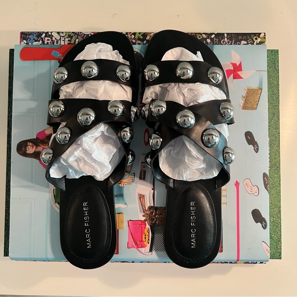 Black Marc Fisher Studded Flat Sandals Sz 9.5